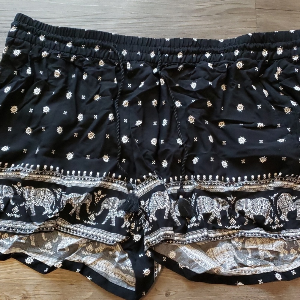 Old Navy shorts